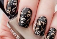Outstanding Christmas Nail Art New 2017 Ideas16
