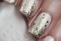 Outstanding Christmas Nail Art New 2017 Ideas21