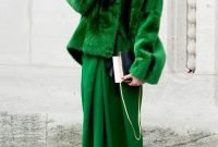 Stylish Emerald Coats Ideas For Winter02