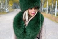 Stylish Emerald Coats Ideas For Winter05