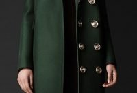 Stylish Emerald Coats Ideas For Winter35