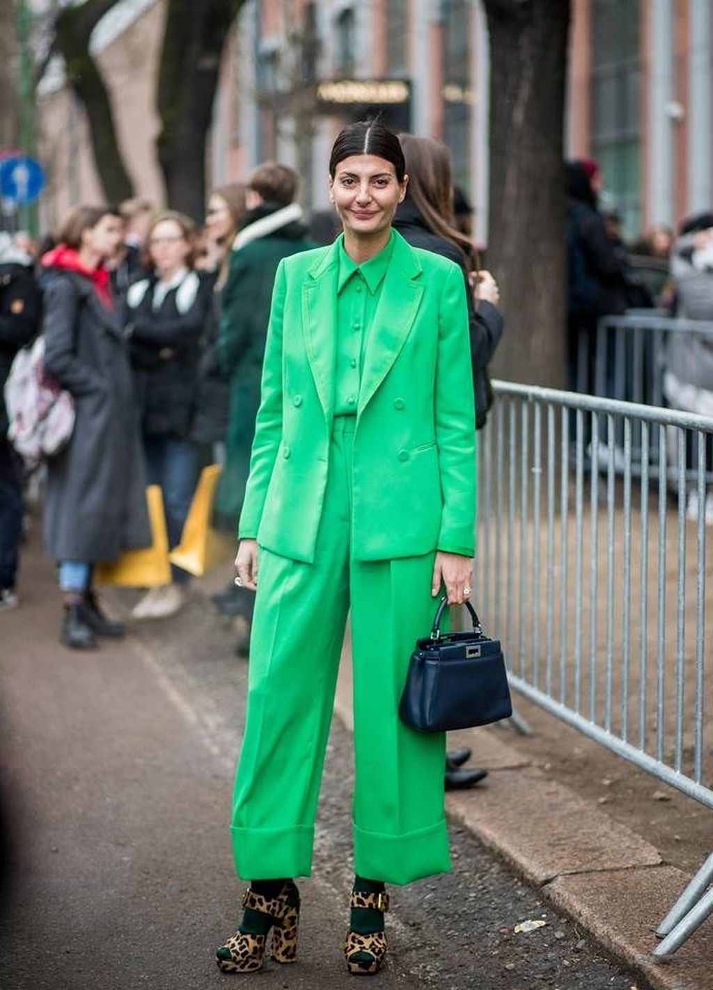 42 Stylish Emerald Coats Ideas For Winter - ADDICFASHION