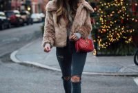 Adorable Winter Outfits Ideas With Jeans04