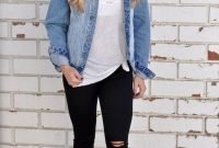 Adorable Winter Outfits Ideas With Jeans07