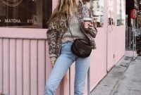 Adorable Winter Outfits Ideas With Jeans31