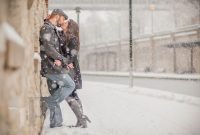 Best Winter Engagement Photo Ideas05