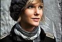 Fascinating Winter Hats Ideas For Women With Short Hair11