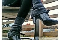 Incredible Winter Outfits Ideas With Leg Warmers05