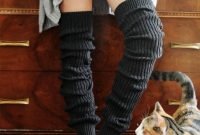 Incredible Winter Outfits Ideas With Leg Warmers32