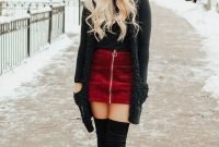 Incredible Winter Outfits Ideas With Leg Warmers34