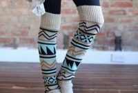 Incredible Winter Outfits Ideas With Leg Warmers39