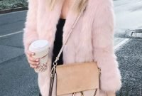 Simple Winter Outfits Ideas For School40