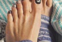 Stunning Toe Nail Designs Ideas For Winter32