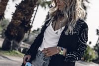 Cool Street Style Outfits Ideas13