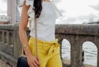 Cute Yellow Outfit Ideas For Spring05