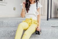 Cute Yellow Outfit Ideas For Spring08