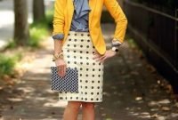 Cute Yellow Outfit Ideas For Spring09