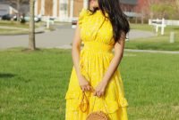 Cute Yellow Outfit Ideas For Spring11