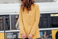 Cute Yellow Outfit Ideas For Spring12