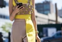 Cute Yellow Outfit Ideas For Spring16