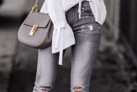 Latest Jeans Outfits Ideas For Spring33