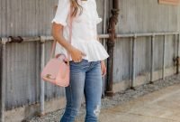 Lovely Spring Outfits Ideas With White Top33