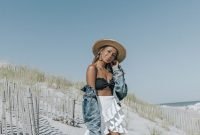 Stylish Fashion Beach Outfit Ideas16
