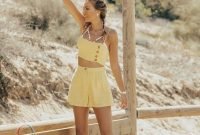 Stylish Fashion Beach Outfit Ideas26