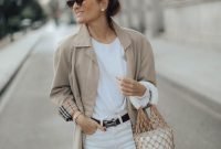 Attractive Spring Outfits Ideas40