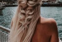 Beautiful Long Hairstyle Ideas For Women26