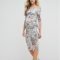 Gorgeous Maternity Wedding Outfits Ideas For Spring28