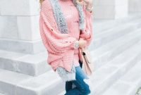 Impressive Sweater Outfits Ideas For Spring25