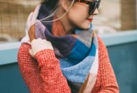 Best Ideas To Wear A Scarf Stylishly This Spring21