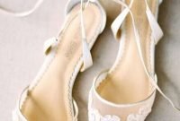Captivating Flat Wedding Shoes Ideas35