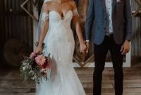 Newest Lace Sweetheart Wedding Dresses Ideas For Spring37