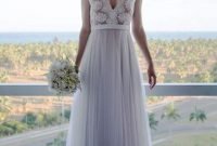 Pretty V Neck Tulle Wedding Dress Ideas For 201922