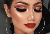 Stunning Eyeliner Makeup Ideas For Women20