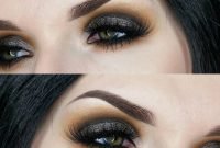 Stunning Eyeliner Makeup Ideas For Women22