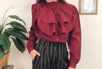 Unordinary Retro Outfit Ideas For Girl36