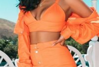 Unusual Orange Outfit Ideas For Women20