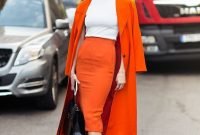 Unusual Orange Outfit Ideas For Women32