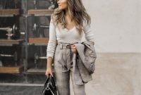 Attractive Business Work Outfits Ideas For Women 201939