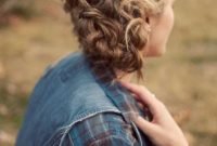 Captivating Boho Hairstyle Ideas For Curly And Straight Hair01