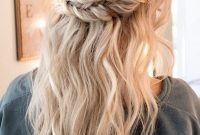 Captivating Boho Hairstyle Ideas For Curly And Straight Hair10