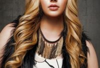 Captivating Boho Hairstyle Ideas For Curly And Straight Hair23