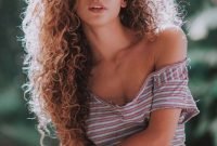 Classy Curly Hairstyles Design Ideas For Teenage In 201930