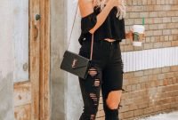 Creative Summer Style Ideas With Ripped Jeans17