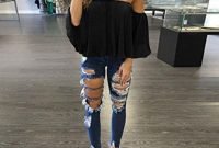 Creative Summer Style Ideas With Ripped Jeans27