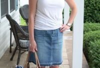Elegant Summer Outfits Ideas For Women Over 40 Years Old16