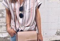 Elegant Summer Outfits Ideas For Women Over 40 Years Old37